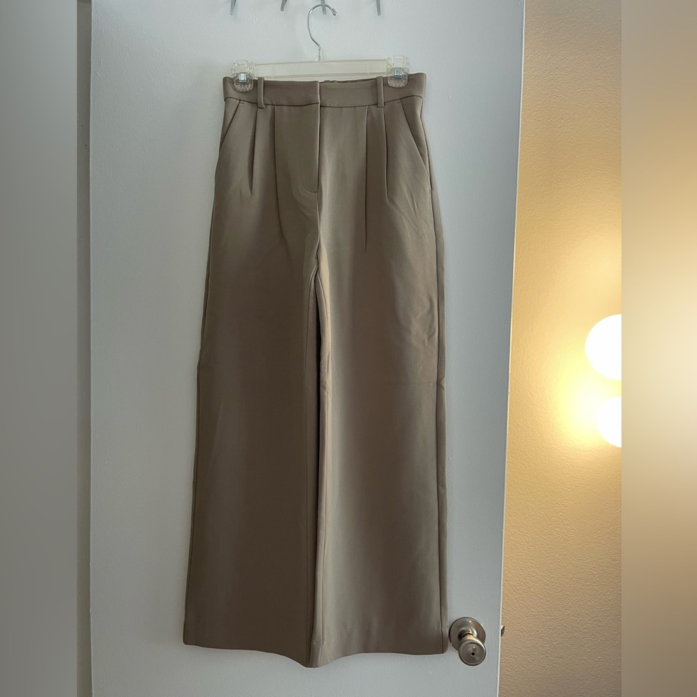 Abercrombie & Fitch Tan Sloane Pant